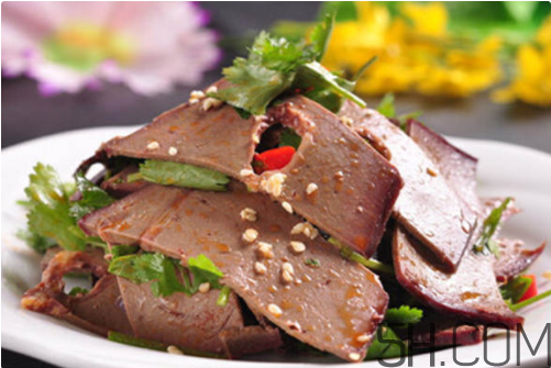 南瓜發(fā)霉了能吃嗎？高血壓不能吃的食物