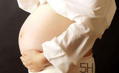 孕晚期肚子疼影響胎兒嗎？孕晚期肚子像來月經(jīng)一樣疼