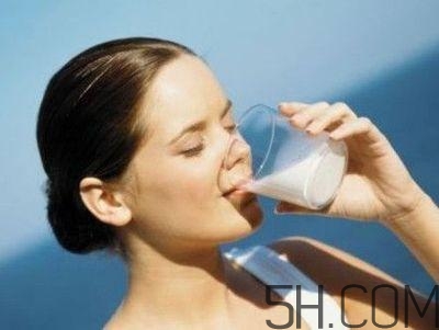 孕婦奶粉能和雞蛋一起吃嗎？喝孕婦奶粉的注意事項(xiàng)