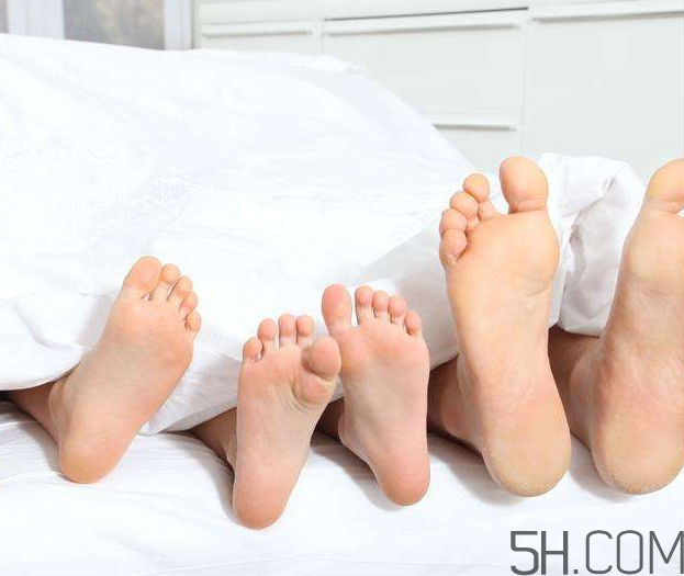 腳氣能用醋泡腳嗎？醋泡腳治腳氣有效嗎？
