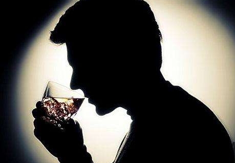 吃偉哥能喝酒嗎？吃偉哥喝酒了有用嗎？