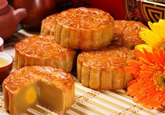 寶寶多大可以吃月餅？寶寶吃月餅會上火嗎？