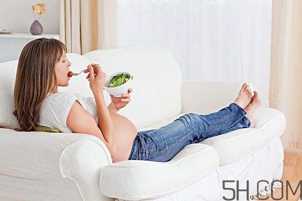 孕婦奶粉可以干吃嗎？孕婦奶粉可以喝到生嗎？
