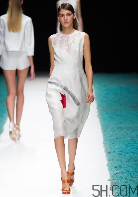 shiatzy chen衣服貴嗎？shiatzy chen服裝價位