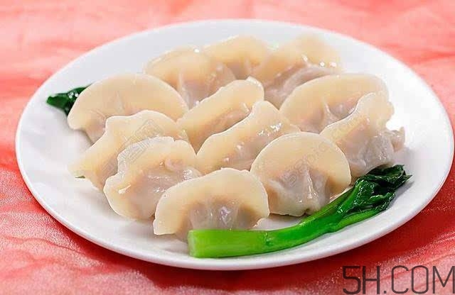 煮餃子開鍋煮皮還是餡？煮餃子蓋不蓋鍋蓋？
