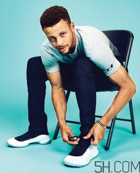 under armour curry 4鞋碼偏小嗎？庫里第四代戰(zhàn)靴尺碼怎么選？
