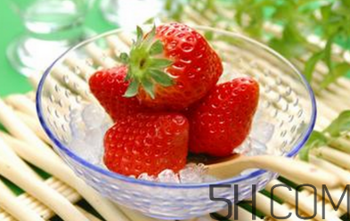 來月經(jīng)可以吃草莓嗎？草莓可以放冰箱保存嗎？