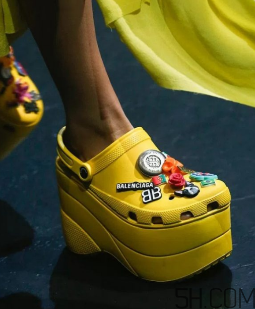 balenciaga巴黎世家厚底洞洞鞋什么時候發(fā)售？