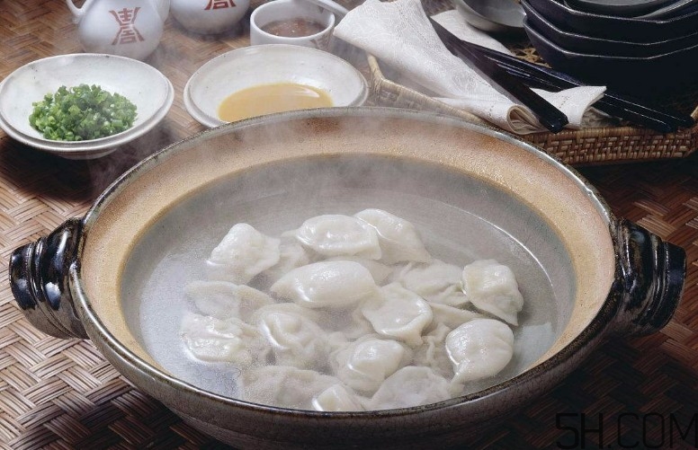 煮餃子怎么煮不破皮？煮餃子怎么看熟沒熟？