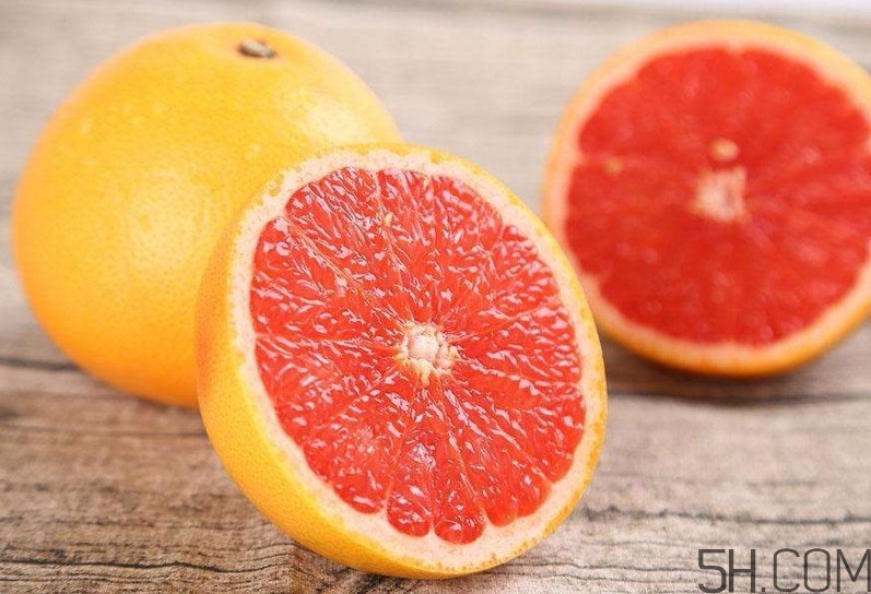 紅心柚子皮怎么是紅的？紅心柚子皮能吃嗎？