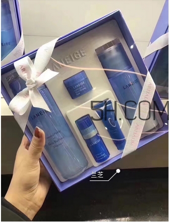蘭芝水庫(kù)水乳清爽型和滋潤(rùn)型有什么區(qū)別?