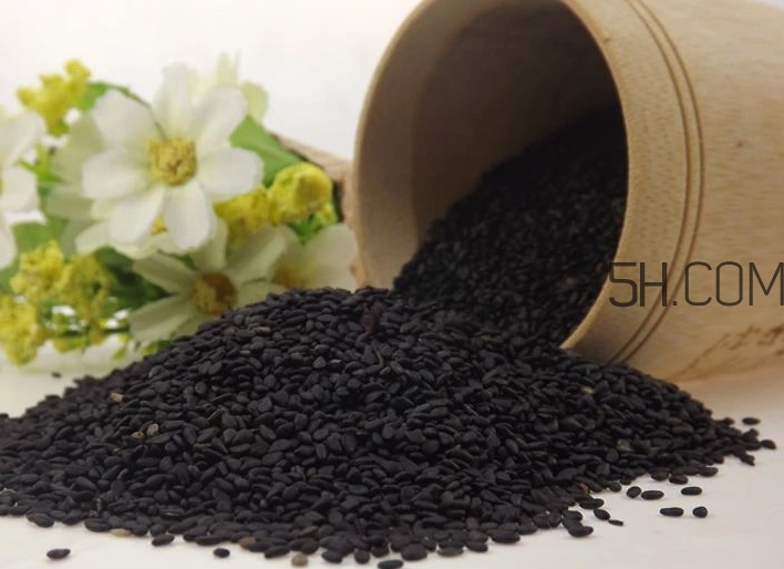 黑芝麻清洗掉色正常嗎？黑芝麻有黑色素嗎？