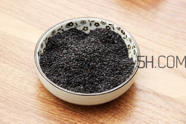 黑芝麻能多吃嗎？黑芝麻吃多了有什么壞處？