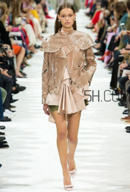 valentino2018春夏系列怎么樣_好看嗎？