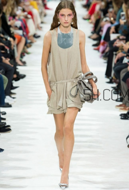 valentino2018春夏系列怎么樣_好看嗎？