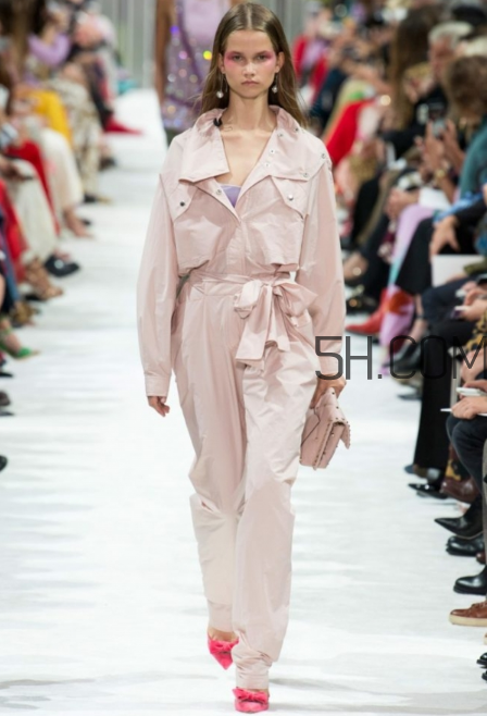 valentino2018春夏系列怎么樣_好看嗎？