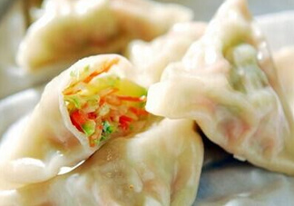 十個月的寶寶可以吃餃子嗎？寶寶吃什么餡的餃子好？
