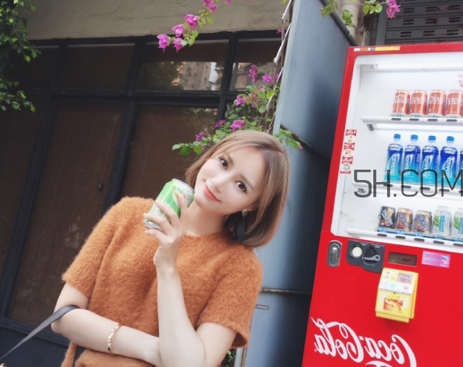 中耳炎和狐臭有關(guān)系嗎？中耳炎會(huì)自愈嗎？