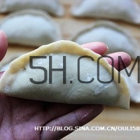 餃子和面用熱水還是冷水？餃子和面要醒多長時間？