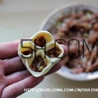 餃子和面用熱水還是冷水？餃子和面要醒多長時間？