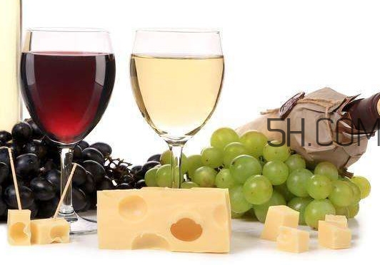 國產(chǎn)葡萄酒哪個牌子好？進口紅酒品牌排行榜