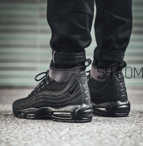 nike air max 95 triple black黑魂配色上腳效果怎么樣？