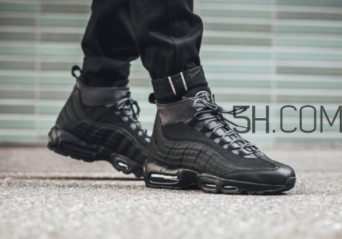 nike air max 95 triple black黑魂配色上腳效果怎么樣？