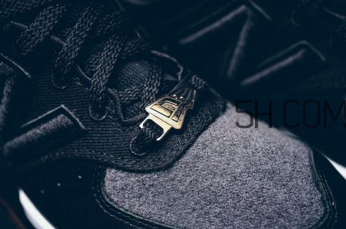 new era與new balance 574s聯(lián)名運(yùn)動(dòng)鞋多少錢(qián)？