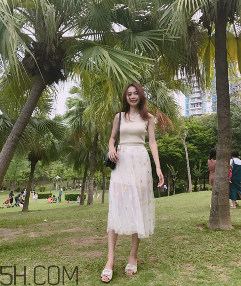 歐時力衣服尺碼偏大嗎？歐時力衣服可以退嗎？