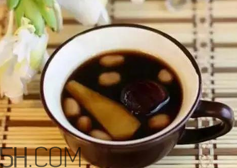秋天早上能吃姜嗎？秋天喝什么蜂蜜好？