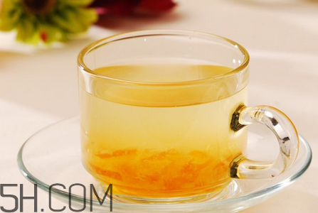 紅心柚和白心柚有什么區(qū)別？柚子皮泡水喝的作用？