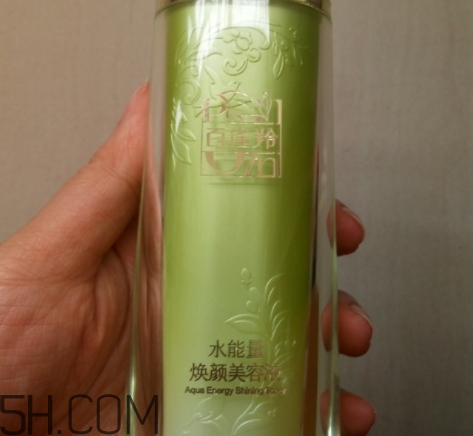 百雀羚爽膚水怎么樣？百雀羚爽膚水含酒精嗎？