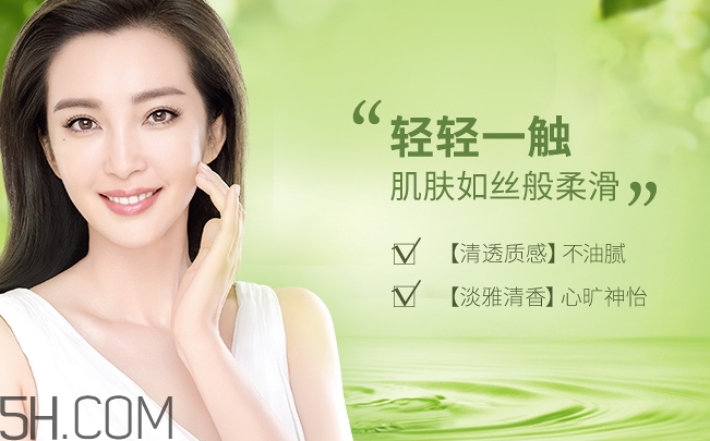 百雀羚爽膚水怎么樣？百雀羚爽膚水含酒精嗎？