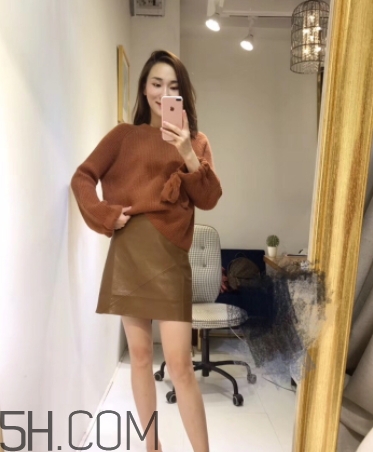 焦糖色毛衣配什么外套？焦糖色毛衣配什么顏色外套好看