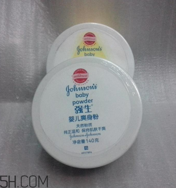 強生爽身粉過期能用嗎？強生爽身粉保質期