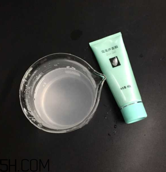昭貴蘆薈凝膠汁怎么樣？昭貴蘆薈膠和完美蘆薈膠哪個好？