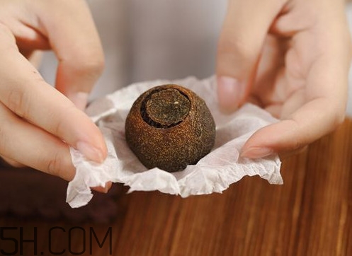 柑普茶怎樣選擇比較好？柑普茶和桔普茶的區(qū)別有哪些