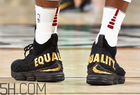 nike lebron 15 equality黑金配色會發(fā)售嗎？