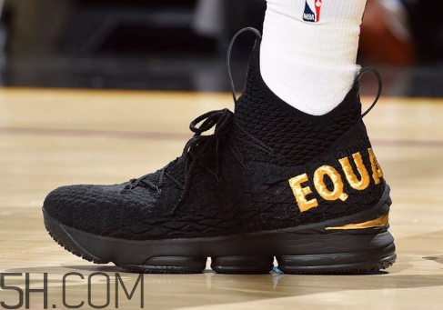 nike lebron 15 equality黑金配色會發(fā)售嗎？