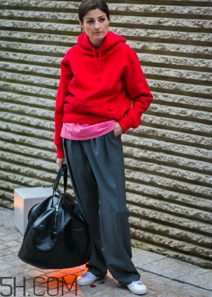 紅色衣服褪色怎么補(bǔ)救？紅色衣服掉色如何處理？