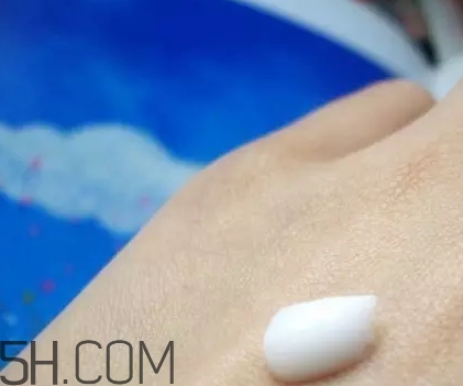 muji無(wú)印良品乳液哪款好？無(wú)印良品乳液區(qū)分