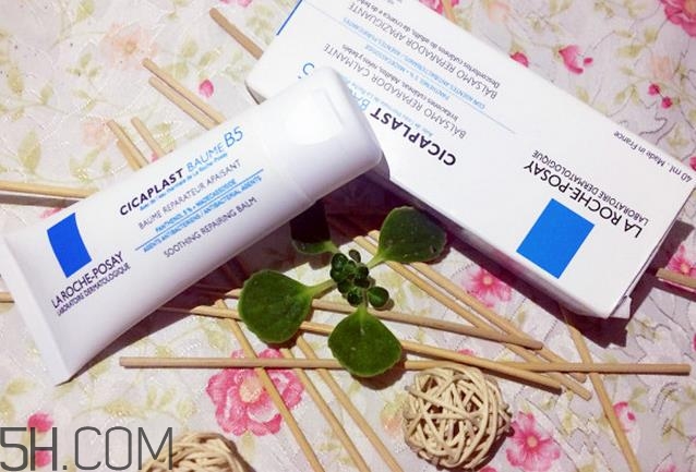 理膚泉b5有激素嗎？理膚泉b5有100ml的嗎？