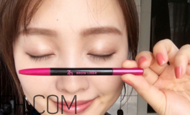 姬芮柔芯旋彩眉筆怎么樣？姬芮柔芯旋彩眉筆試色