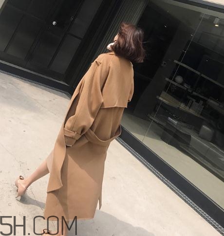 羊毛大衣扎人怎么辦？羊毛大衣太硬怎么辦？