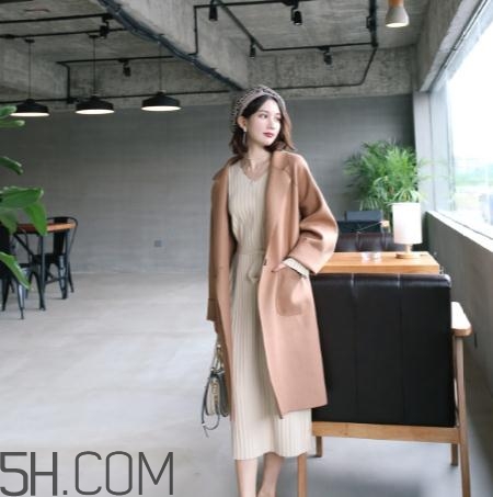 雙面羊絨大衣能熨燙嗎？雙面羊絨大衣怎么熨燙？