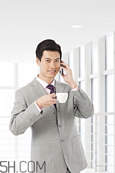 膽結(jié)石跟便秘有關(guān)系嗎？膽結(jié)石跟腸胃有關(guān)系嗎？