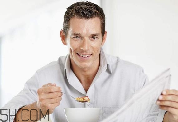肺氣腫可以吃西洋參嗎？肺氣腫可以吃三七粉嗎？