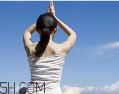 哺乳期練瑜伽要注意什么？哺乳期適合的瑜伽姿勢