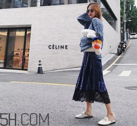 衛(wèi)衣搭配裙子好看嗎？衛(wèi)衣和裙子怎么搭配？