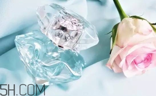 萬寶龍lady emblem香水好聞嗎？萬寶龍lady emblem藍鉆香水價格